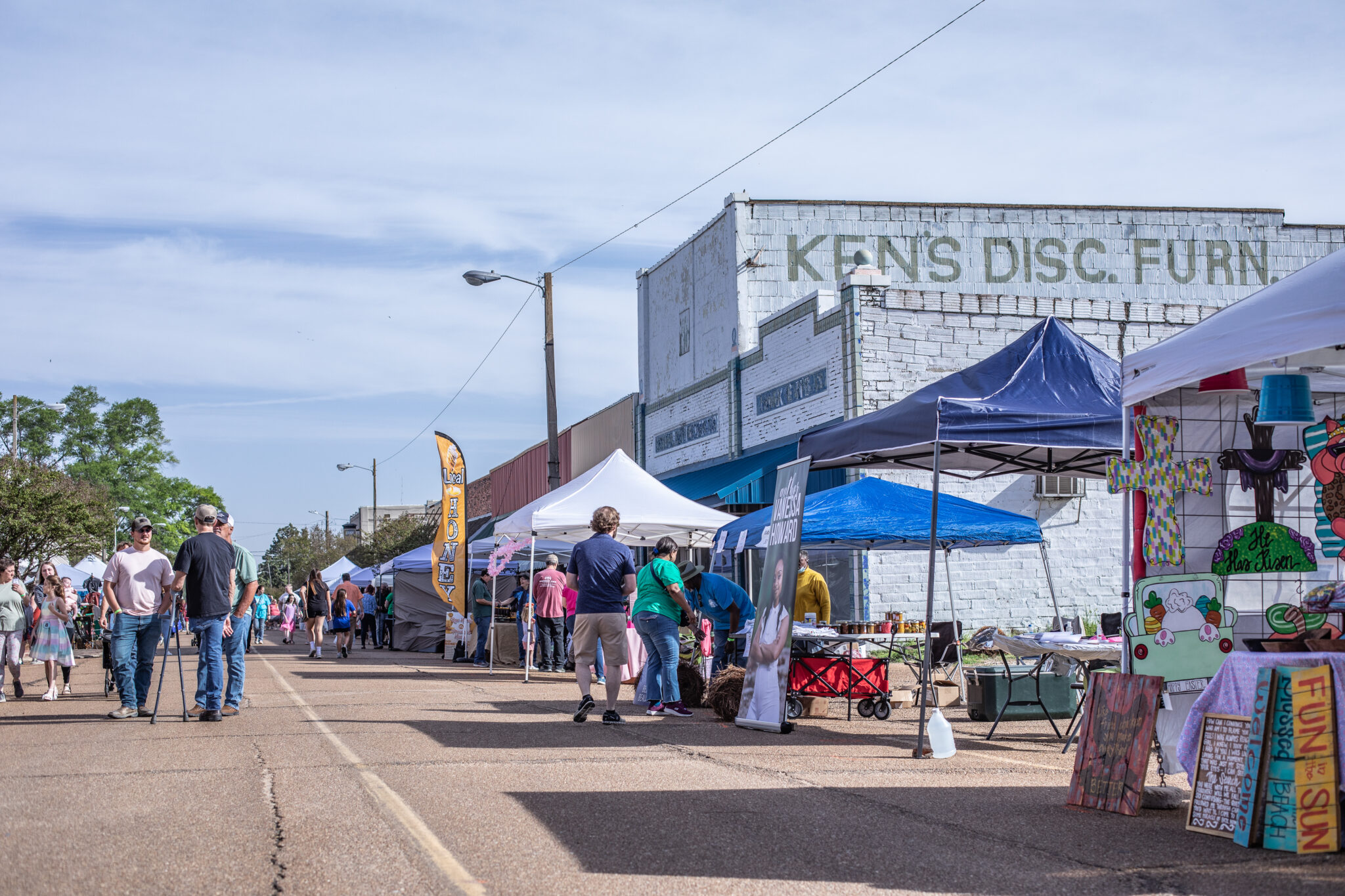 World Catfish Festival Committee Opens Arts and Crafts Registration for